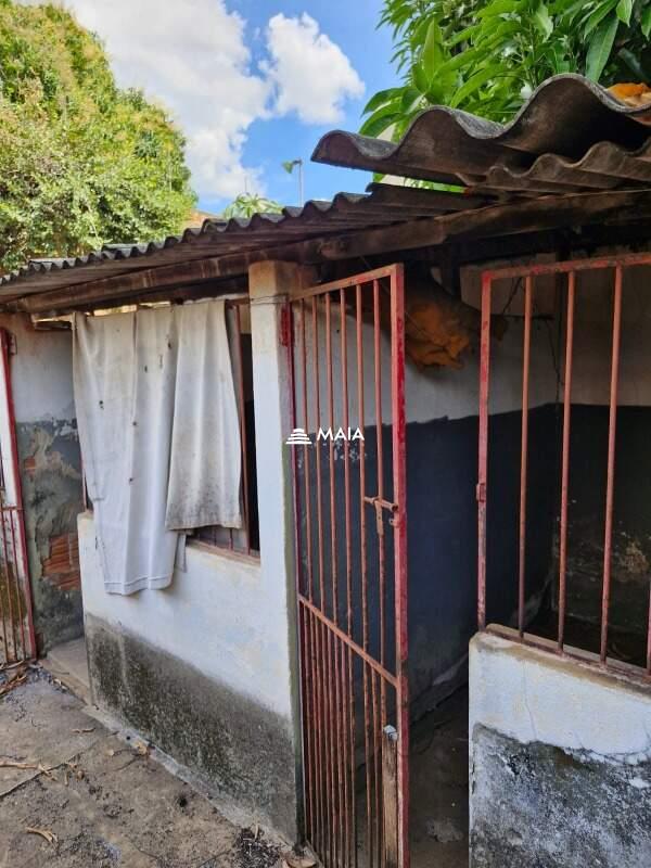 Terreno/Área à venda no Santa Maria: 