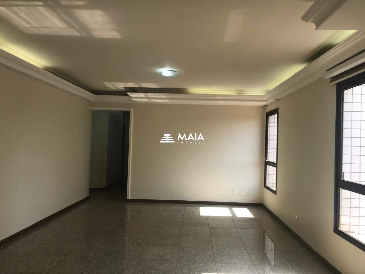 Apartamento à venda no Mercês: 