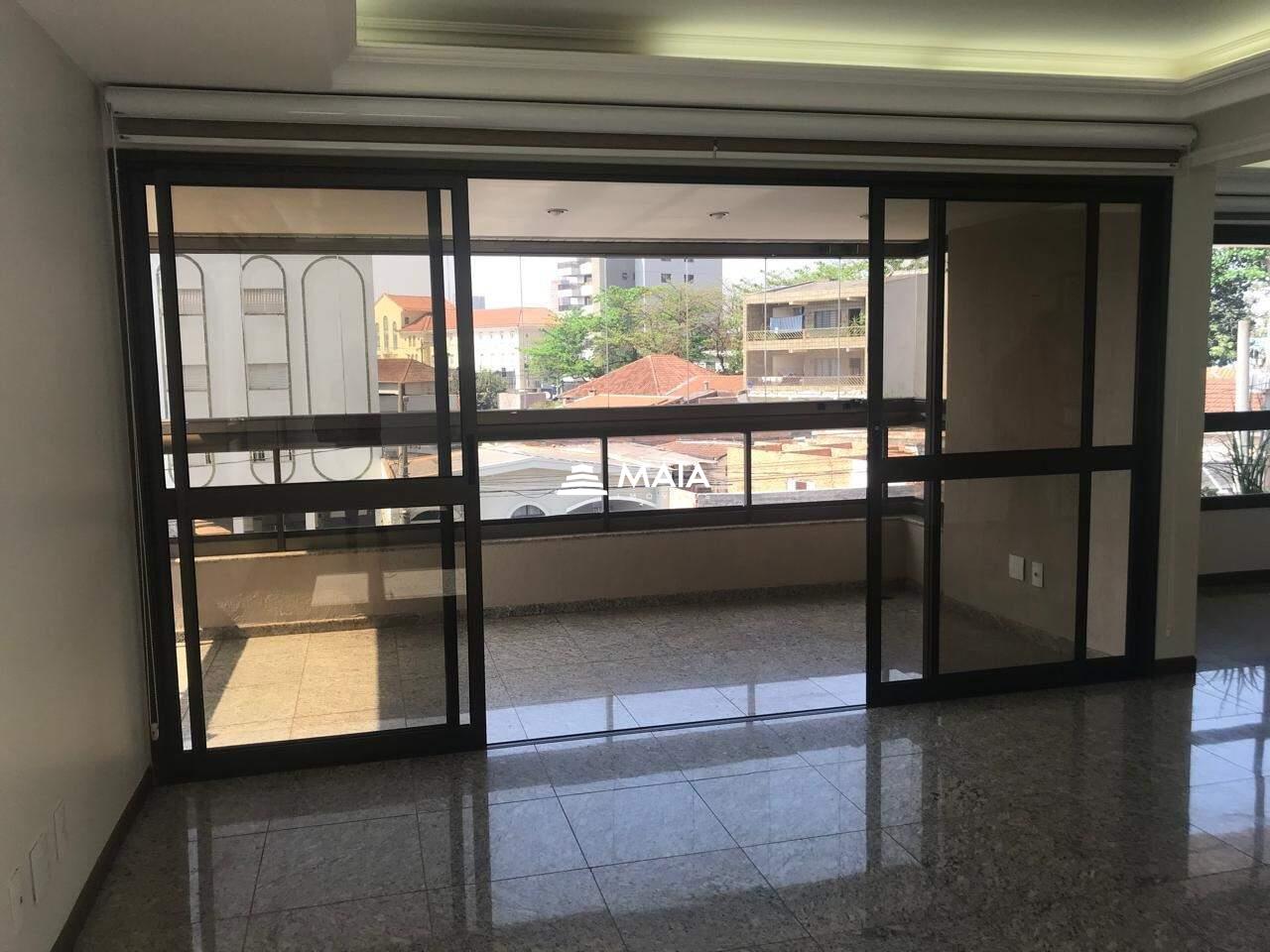 Apartamento à venda no Mercês: 