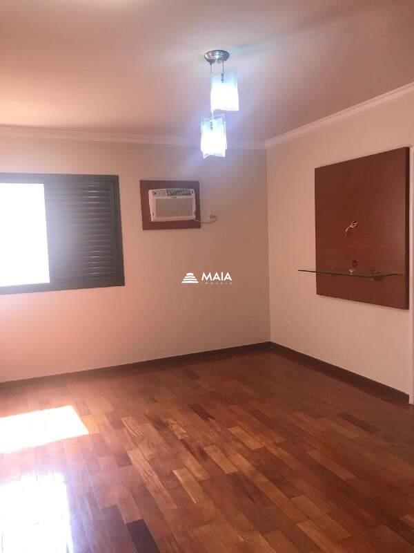 Apartamento à venda no Mercês: 