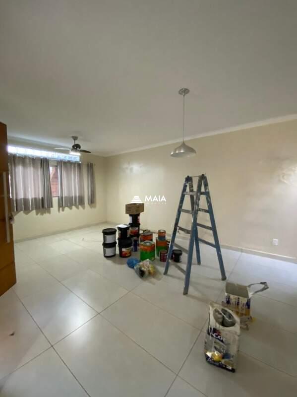 Casa à venda no Jardim Nenê Gomes: 