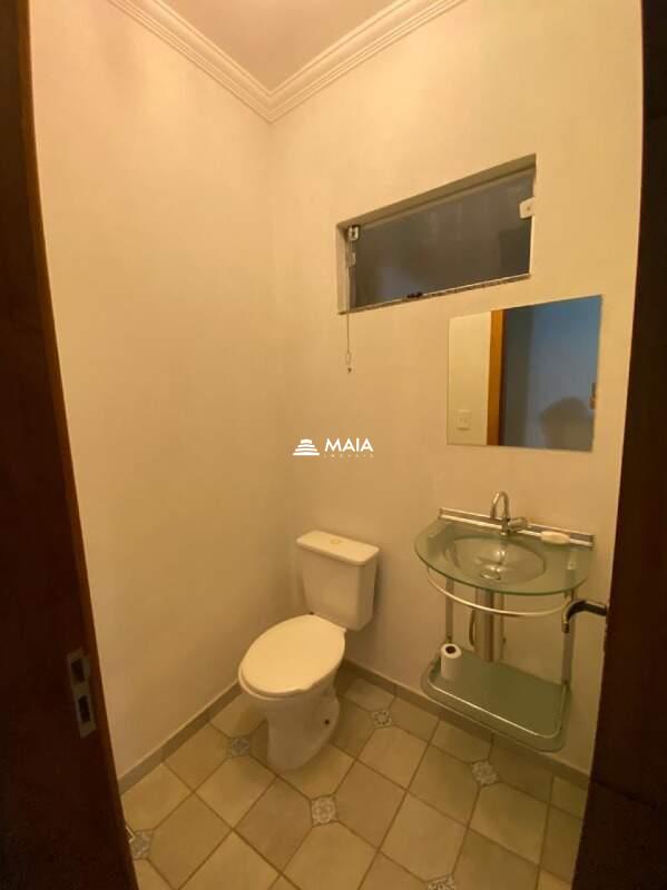 Casa à venda no Jardim Nenê Gomes: 