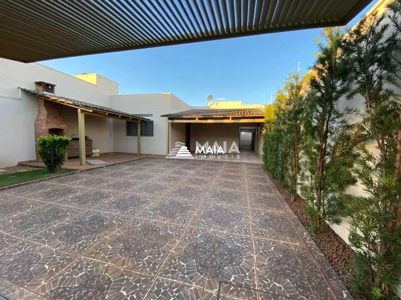 Casa à venda no Jardim Nenê Gomes: 