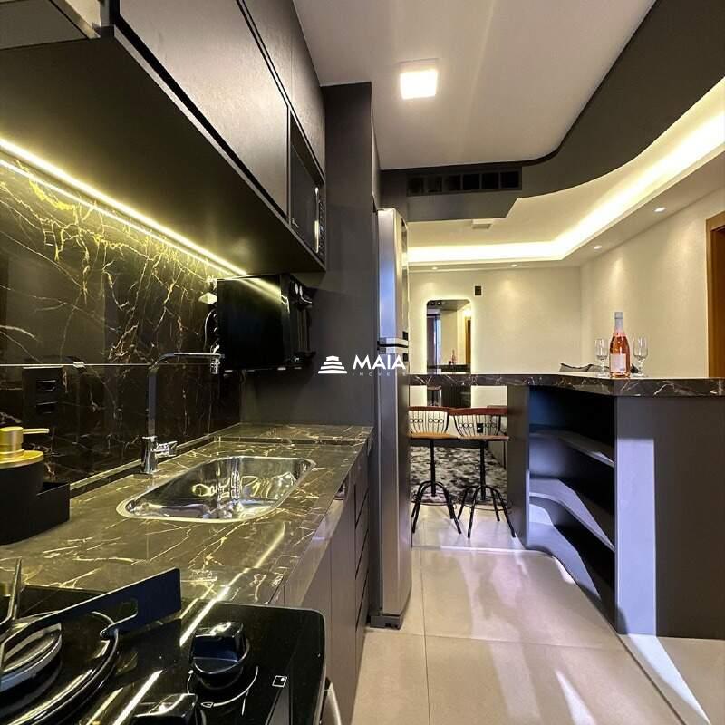 Apartamento à venda no Amoroso Costa: 