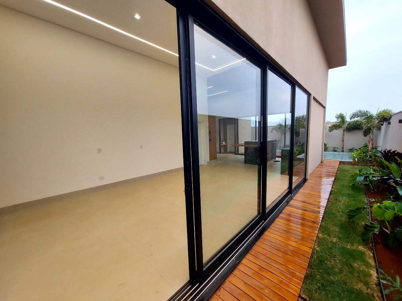 Casa de Condomínio à venda no Damha III - Res. Uberaba: 