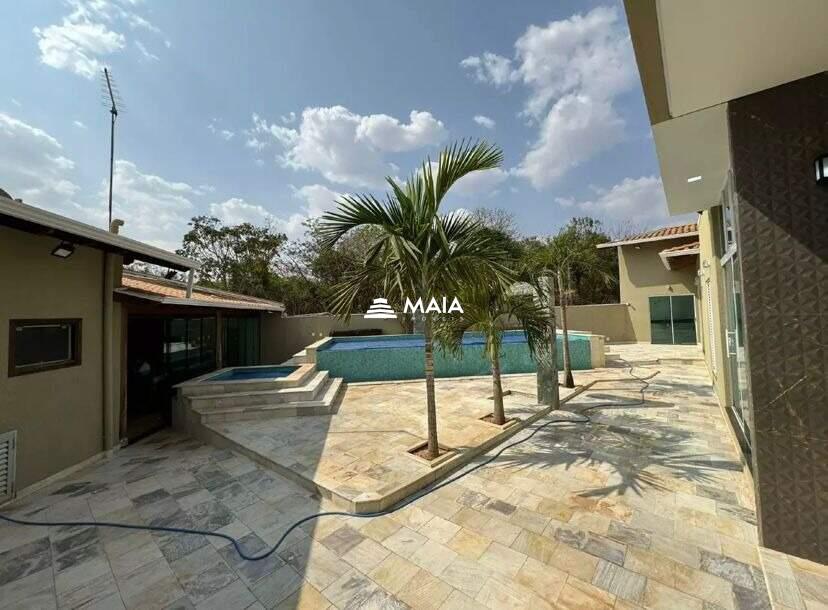 Casa à venda no Jardim Nenê Gomes: 