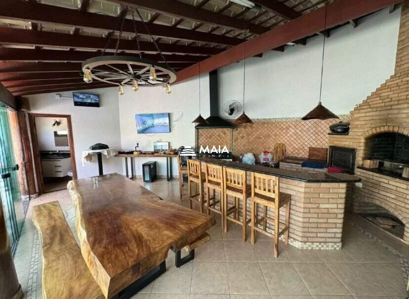 Casa à venda no Jardim Nenê Gomes: 