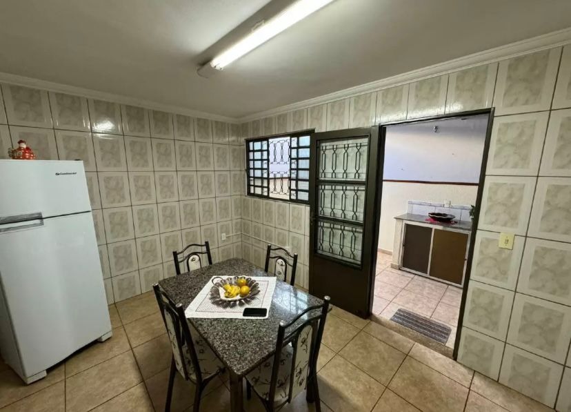 Casa à venda no Conjunto Guanabara: 