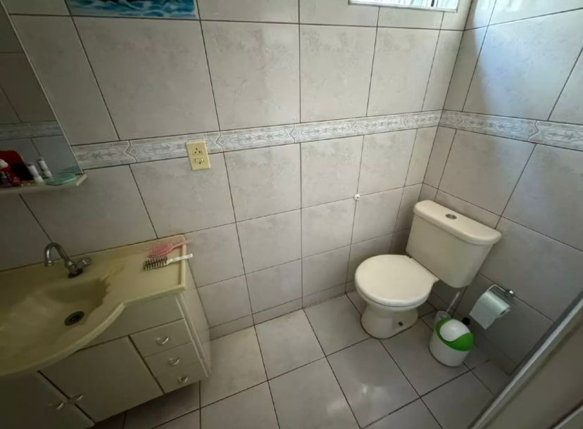 Casa à venda no Conjunto Guanabara: 