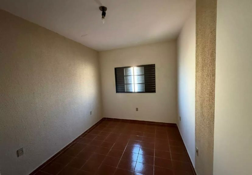 Casa à venda no Conjunto Guanabara: 