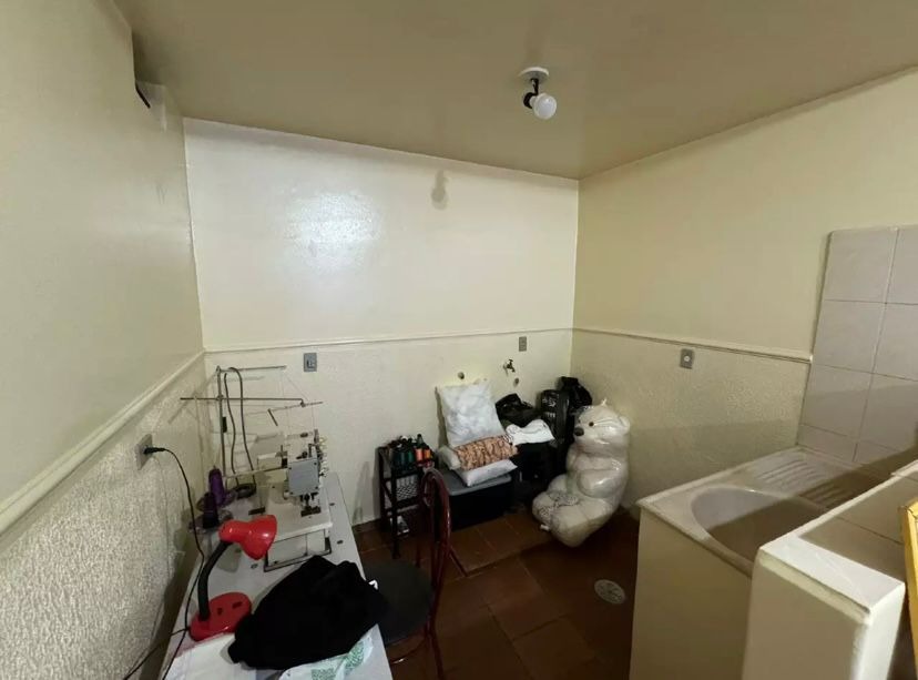 Casa à venda no Conjunto Guanabara: 