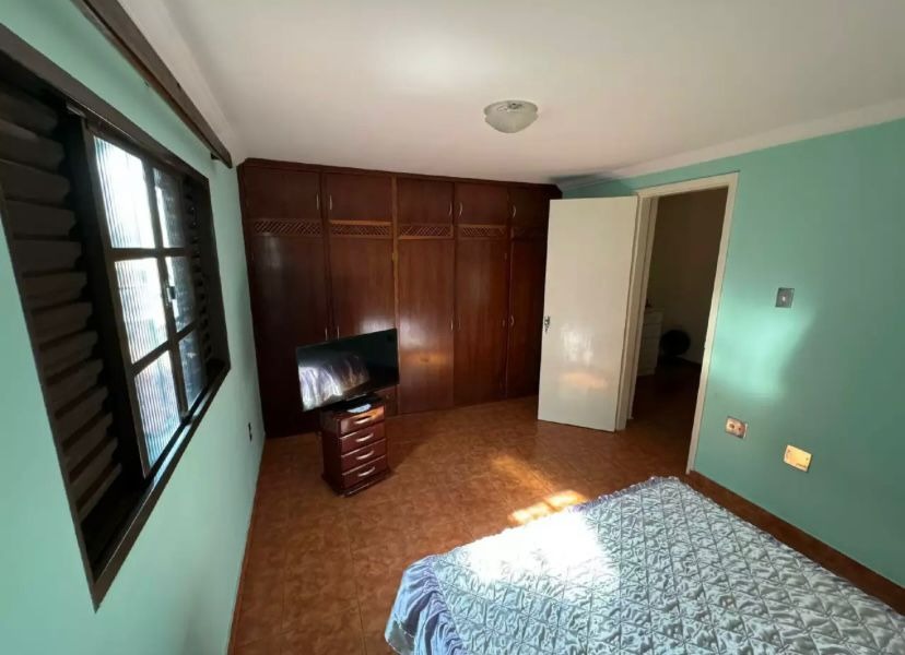 Casa à venda no Conjunto Guanabara: 