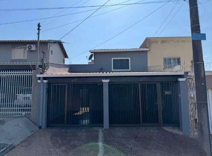 Casa à venda no Conjunto Guanabara 