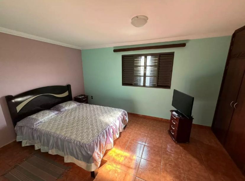 Casa à venda no Conjunto Guanabara: 