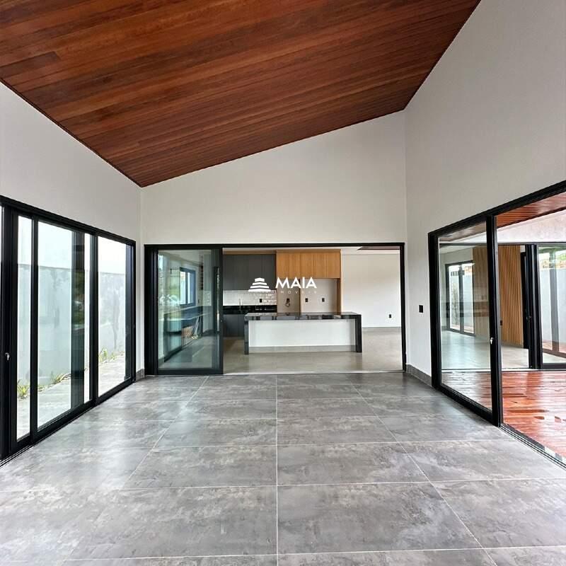 Casa de Condomínio à venda no Condomínio Portal do Lago II: 