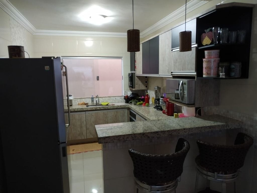 Casa à venda no Oneida Mendes: 