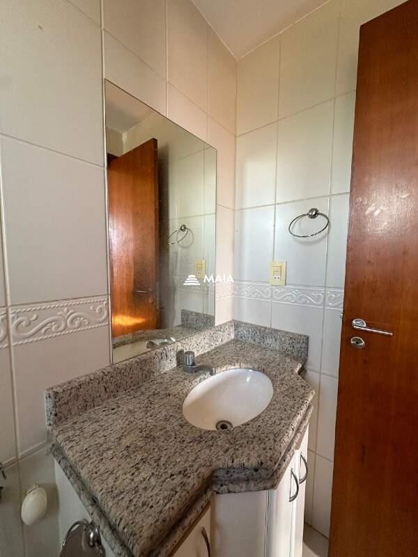 Apartamento à venda no Mercês: 
