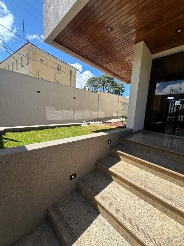 Apartamento à venda no Mercês: 