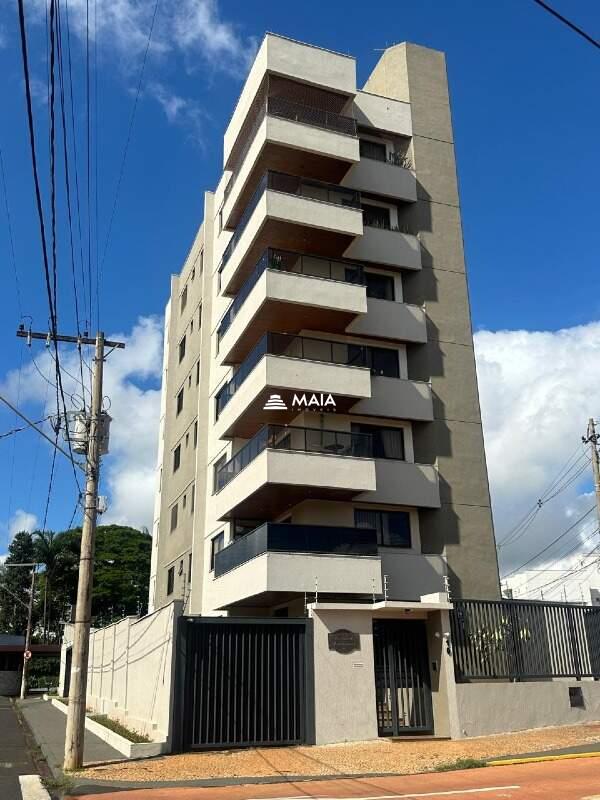 Apartamento à venda no Mercês: 