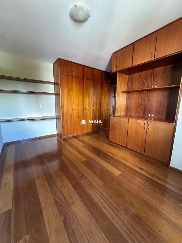Apartamento à venda no Mercês: 