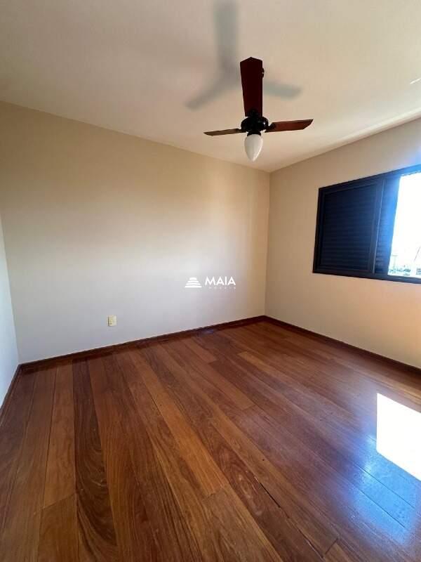 Apartamento à venda no Mercês: 