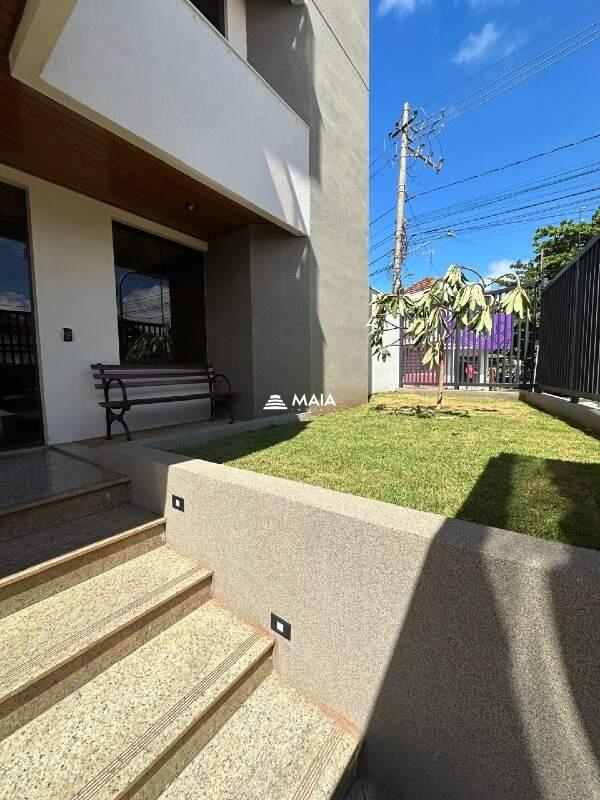 Apartamento à venda no Mercês: 