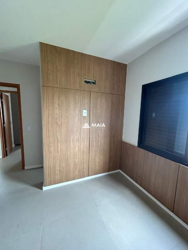 Apartamento à venda no Mercês: 