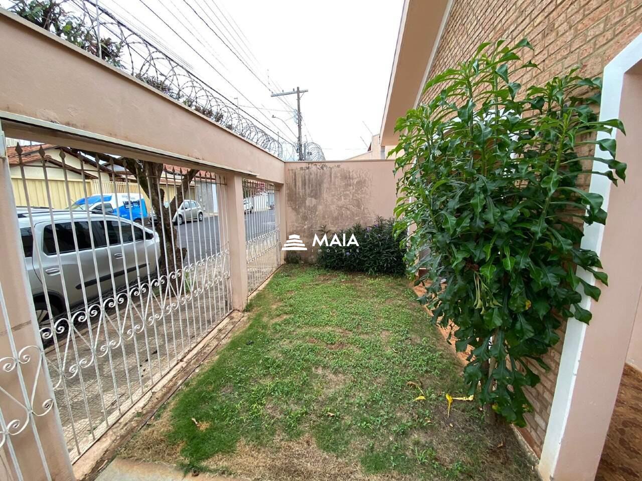 Casa à venda no Mercês: 