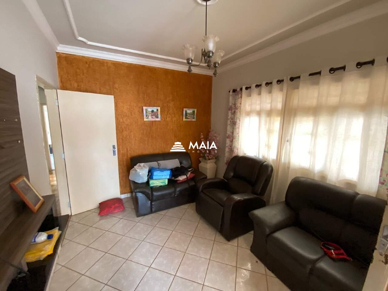 Casa à venda no Mercês: 