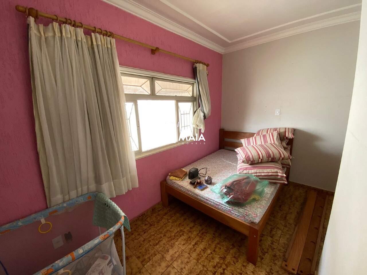 Casa à venda no Mercês: 