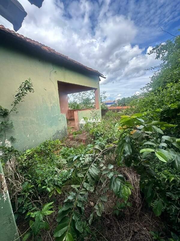Terreno/Área à venda no São Benedito: 