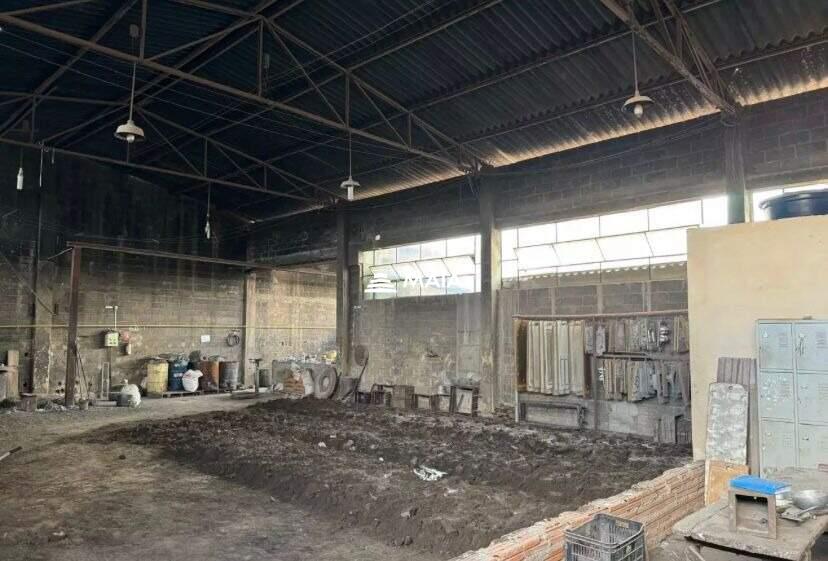 Comercial à venda no Parque das Gameleiras: 