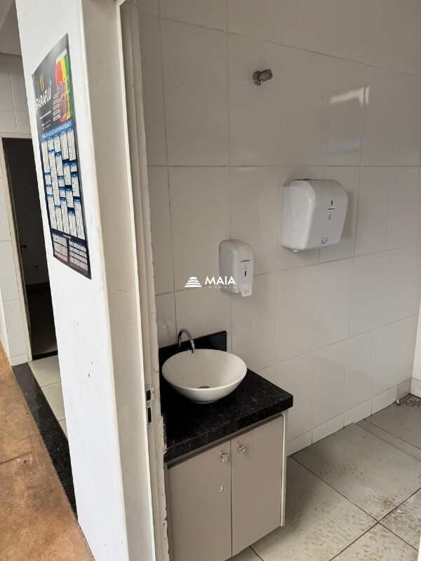 Galpão à venda no Parque das Laranjeiras: 