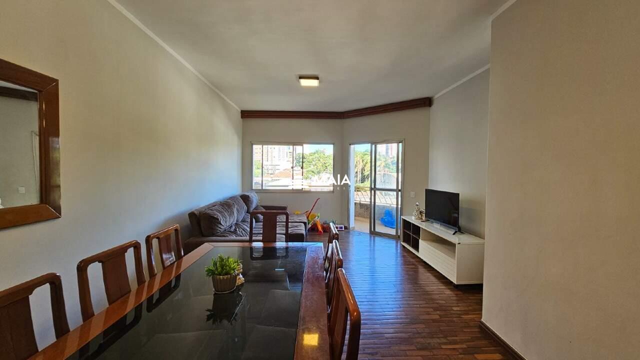 Apartamento à venda no Mercês: 