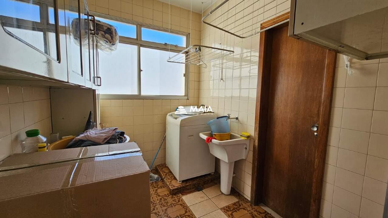 Apartamento à venda no Mercês: 