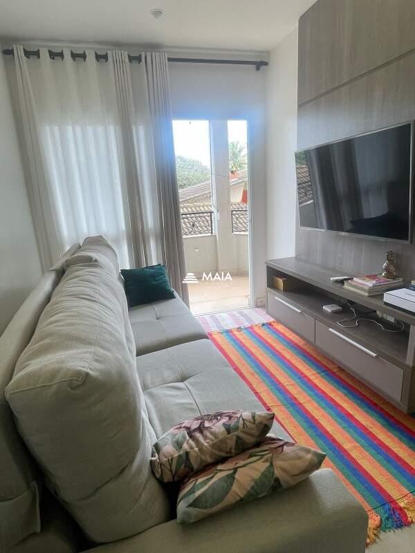 Apartamento à venda no Universitário: 