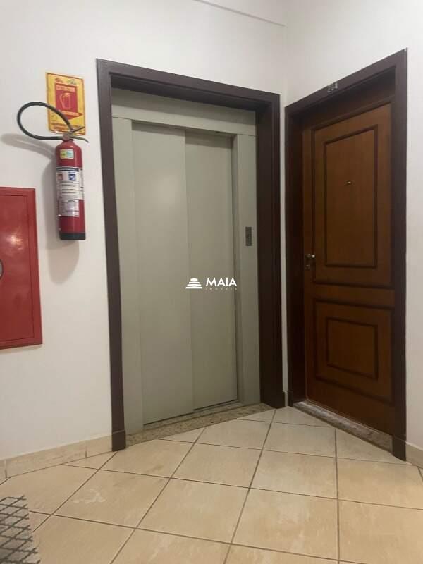 Apartamento à venda no Universitário: 