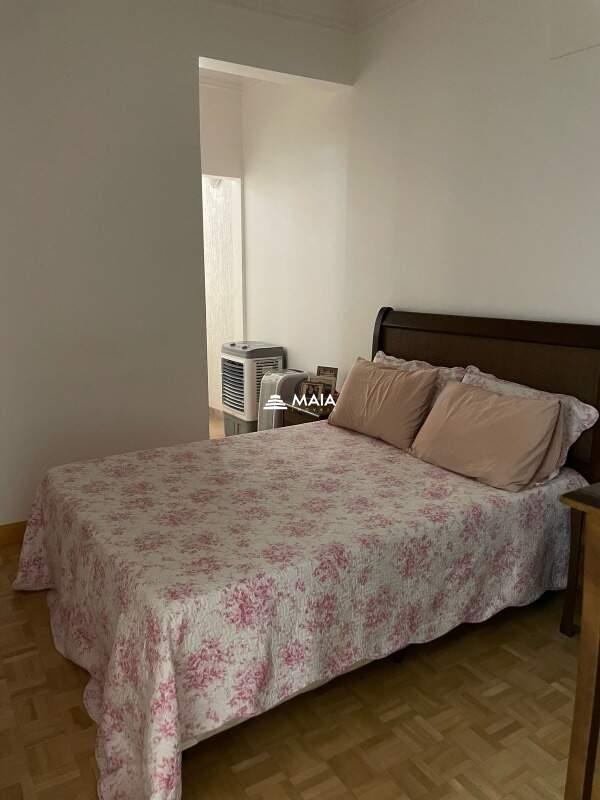 Apartamento à venda no Universitário: 