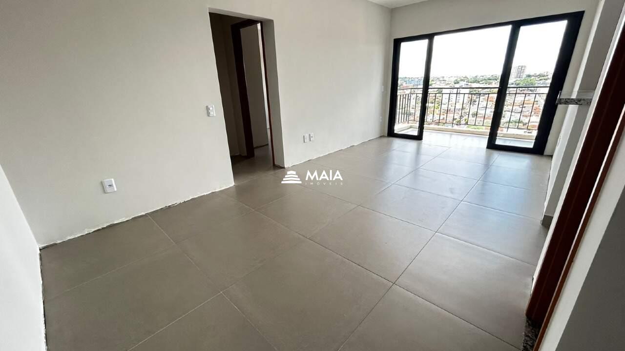 Apartamento à venda no Mercês: 