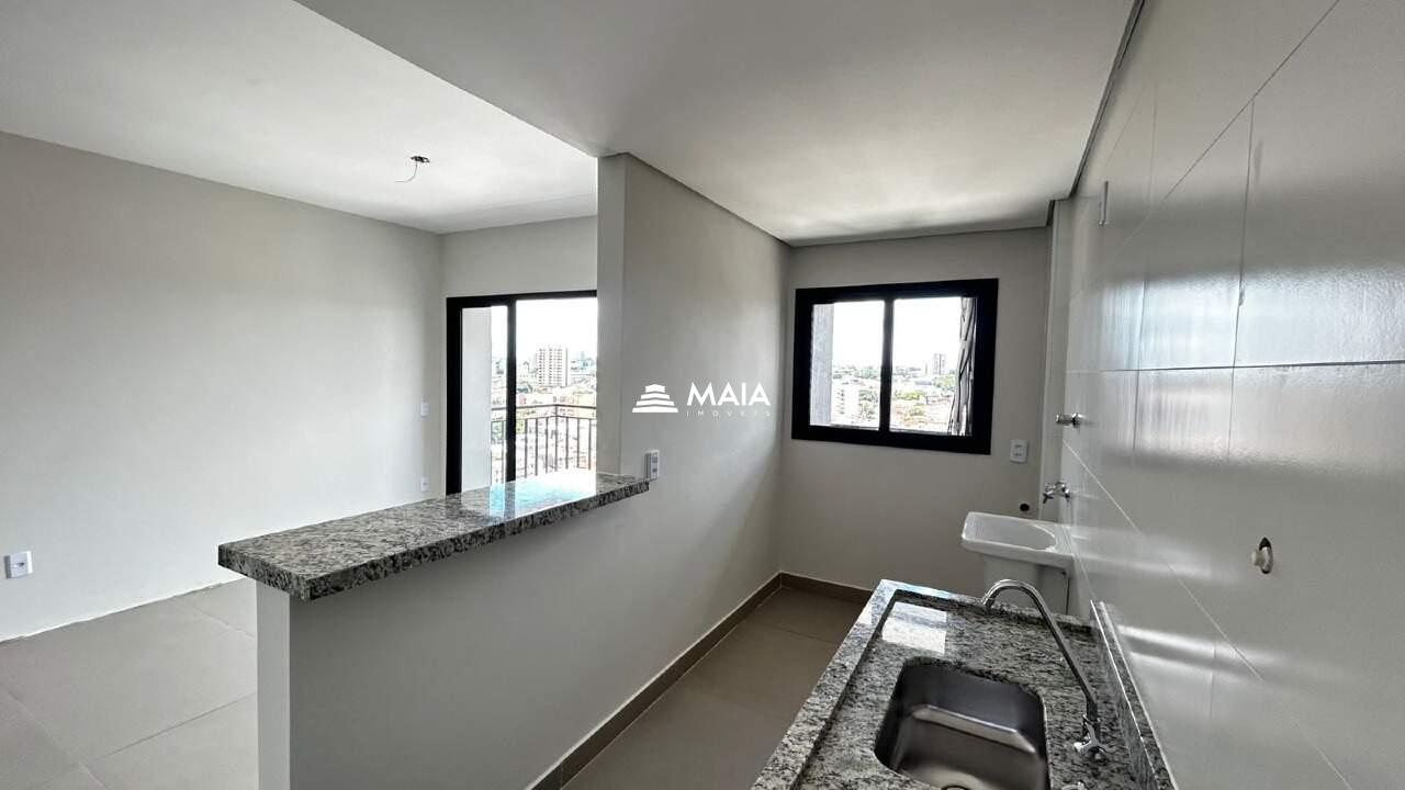 Apartamento à venda no Mercês: 