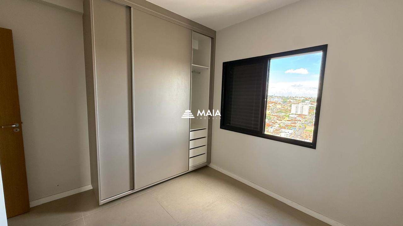 Apartamento à venda no Mercês: 