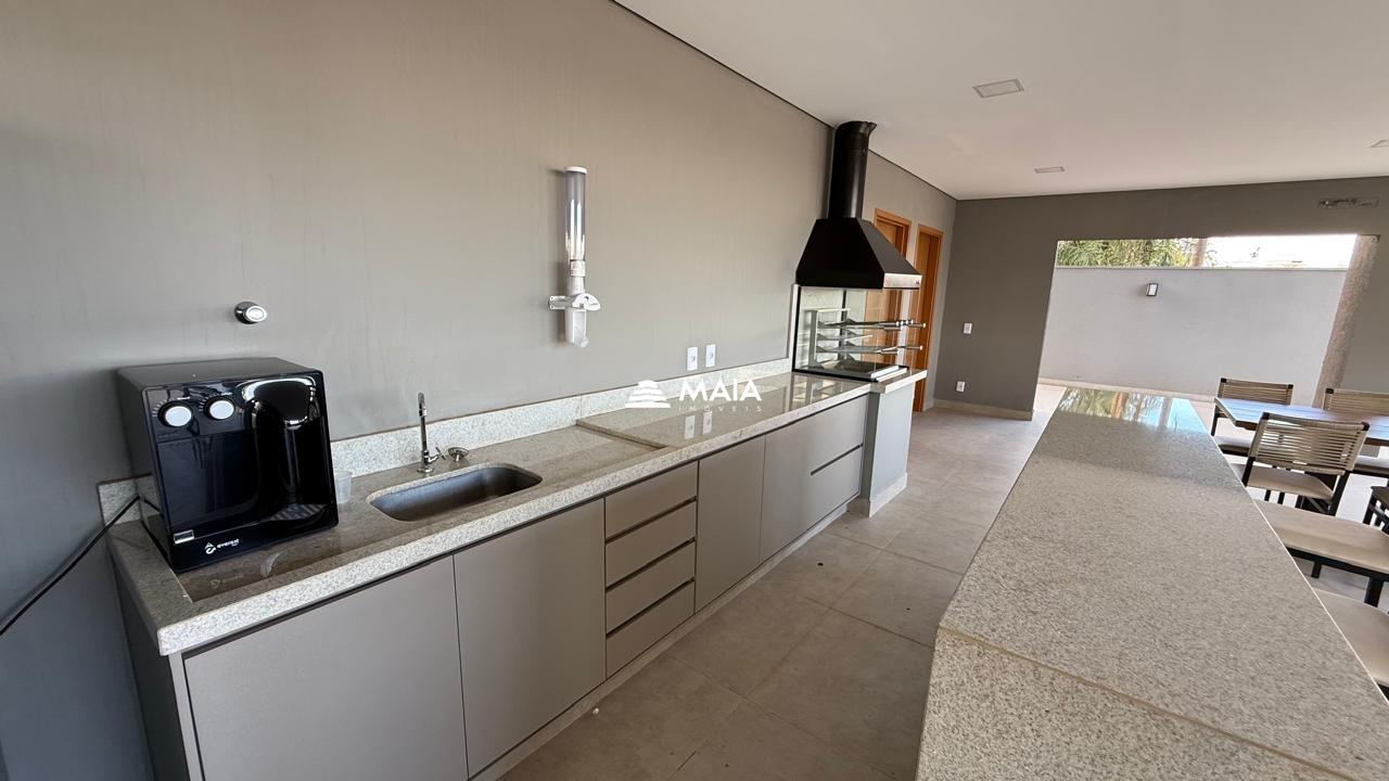 Apartamento à venda no Mercês: 