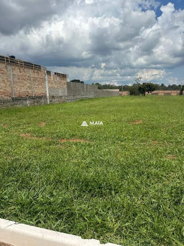 Terreno em Condomínio à venda no Residencial Mário de Almeida Franco: 