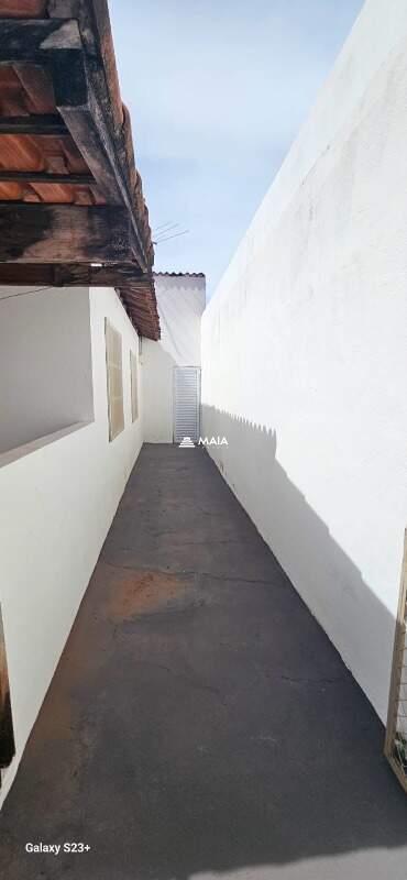 Casa à venda no Beija Flor II: 