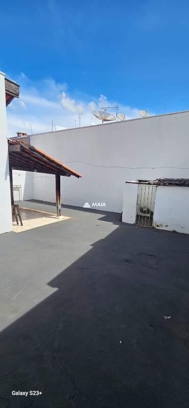 Casa à venda no Beija Flor II: 