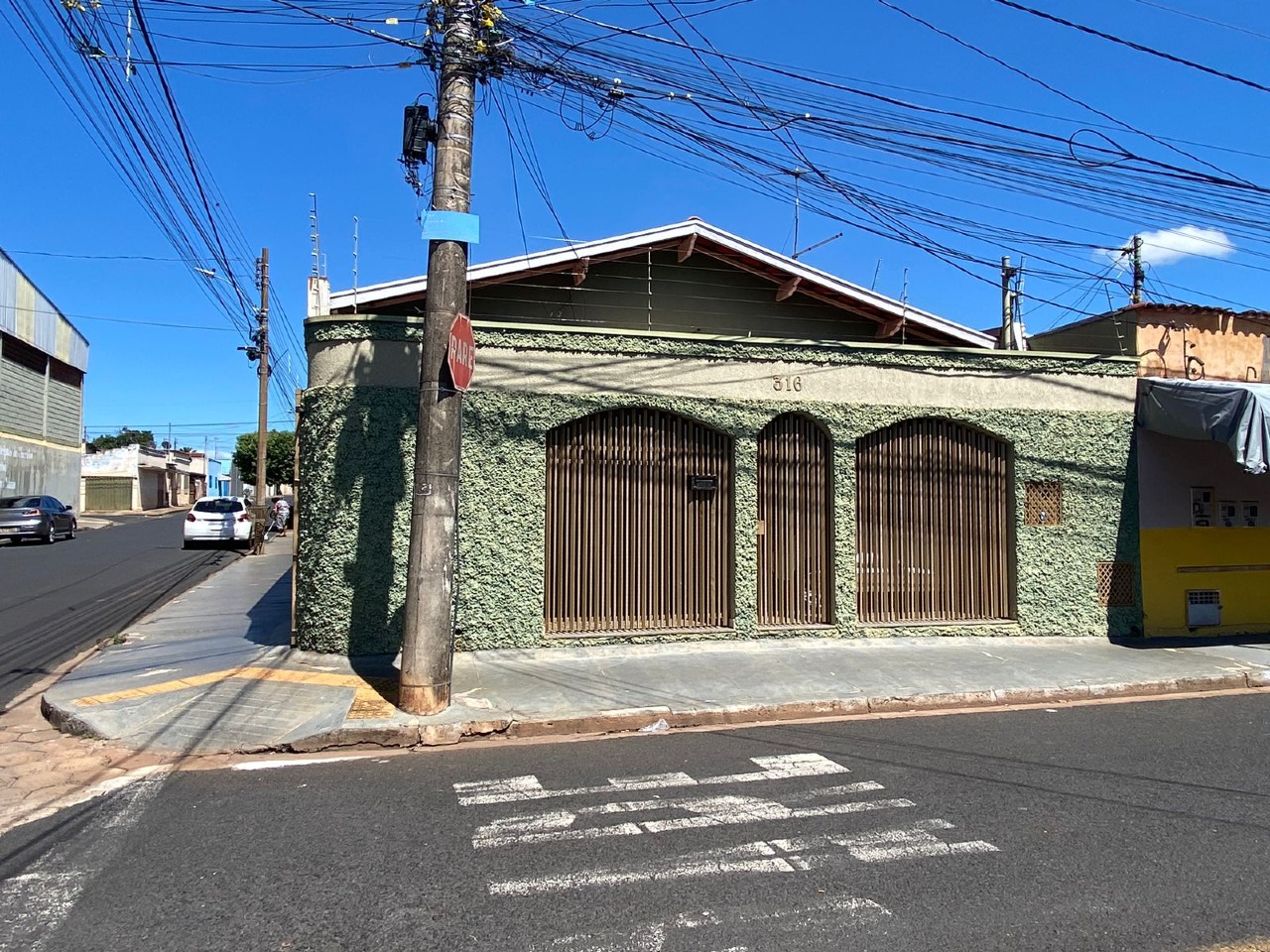 Casa à venda no Santa Marta: 