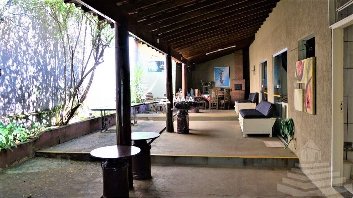 Casa à venda no Mercês: 