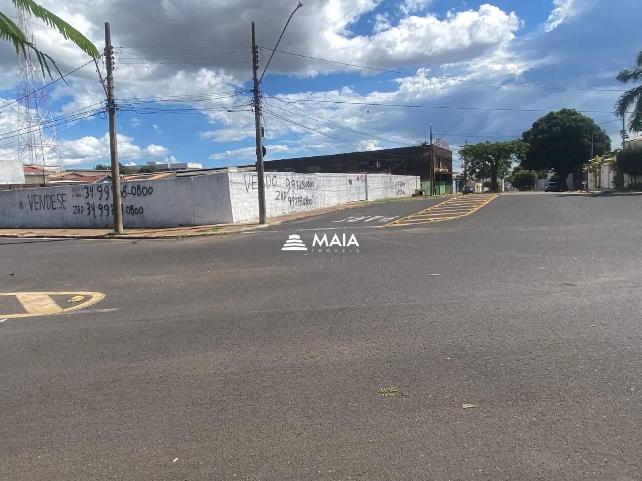 Terreno/Área à venda no Boa Vista: 