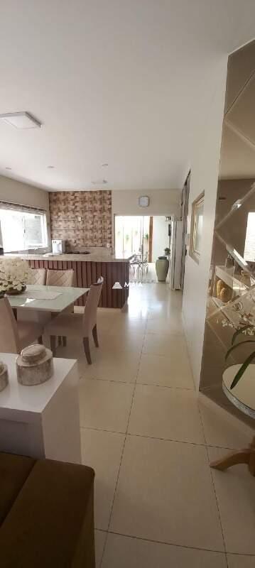 Casa de Condomínio à venda no Estância dos Ipês: 