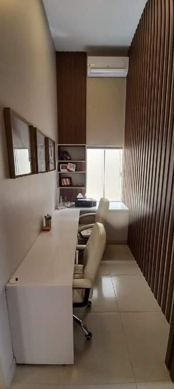 Casa de Condomínio à venda no Estância dos Ipês: 